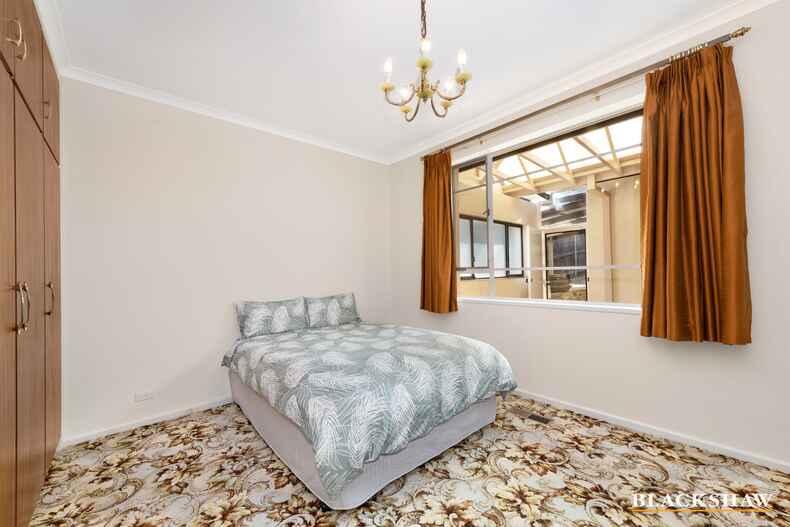23 MacKenzie Street Hackett 23 MacKenzie Street Hackett