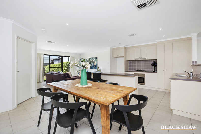 181 Anthony Rolfe Avenue Gungahlin