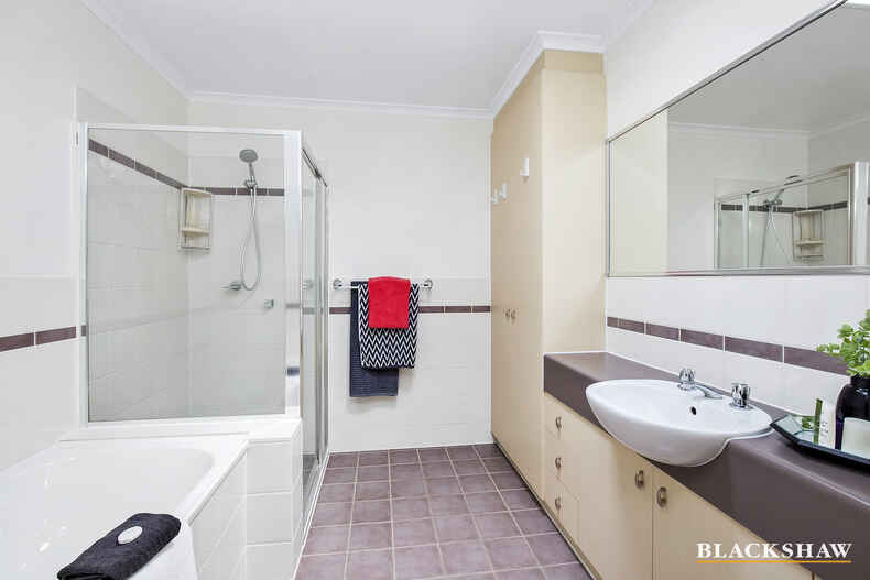 181 Anthony Rolfe Avenue Gungahlin