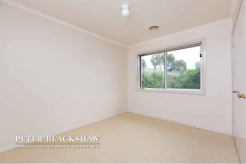 9/3 Barrington Crescent  Amaroo