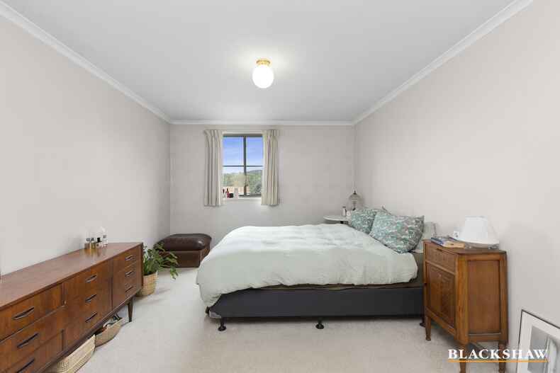 10/9 Oxley Street Griffith
