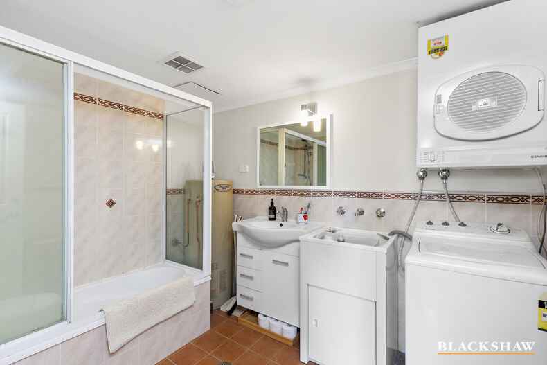 10/9 Oxley Street Griffith