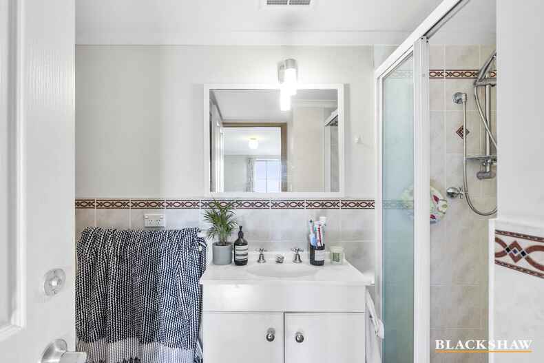 10/9 Oxley Street Griffith