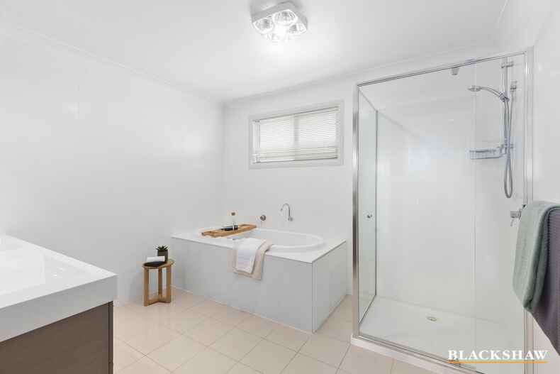 30 Nullarbor Avenue Franklin 30 Nullarbor Avenue Franklin