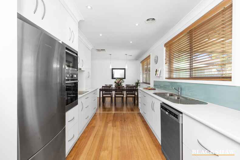 31 Ross Smith Crescent Scullin 31 Ross Smith Crescent Scullin