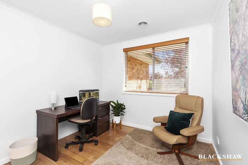 31 Ross Smith Crescent Scullin 31 Ross Smith Crescent Scullin