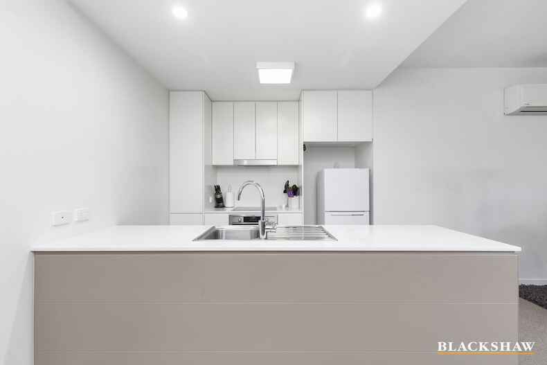 30/5 Burnie Street Lyons