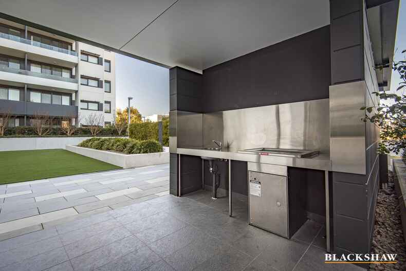 30/5 Burnie Street Lyons