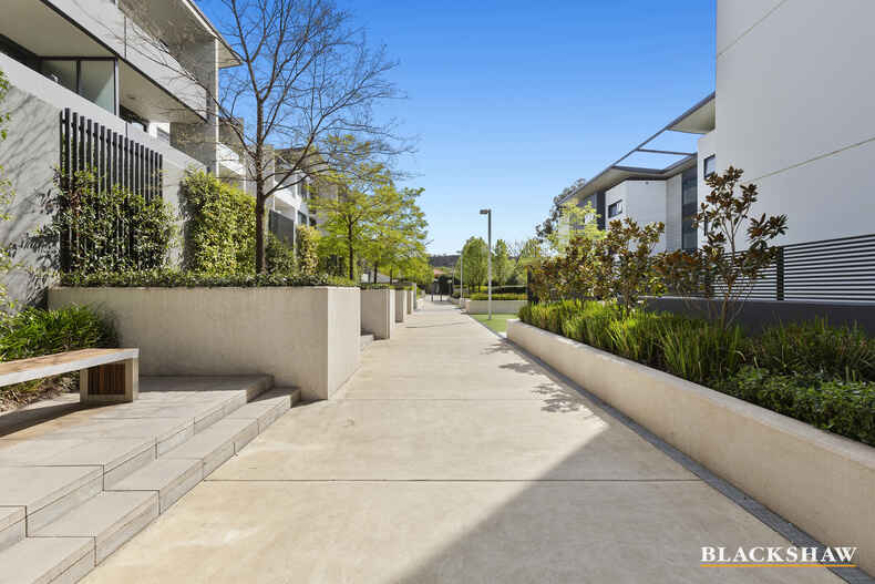 30/5 Burnie Street Lyons