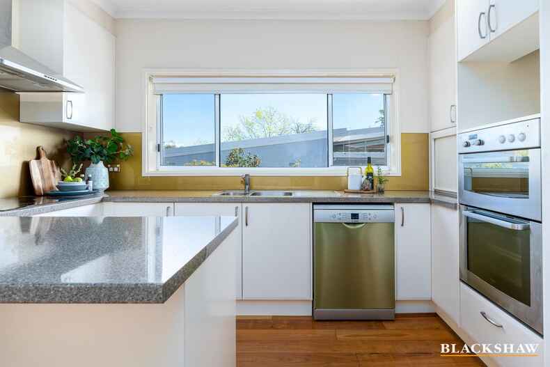 10 Bedford Street Deakin