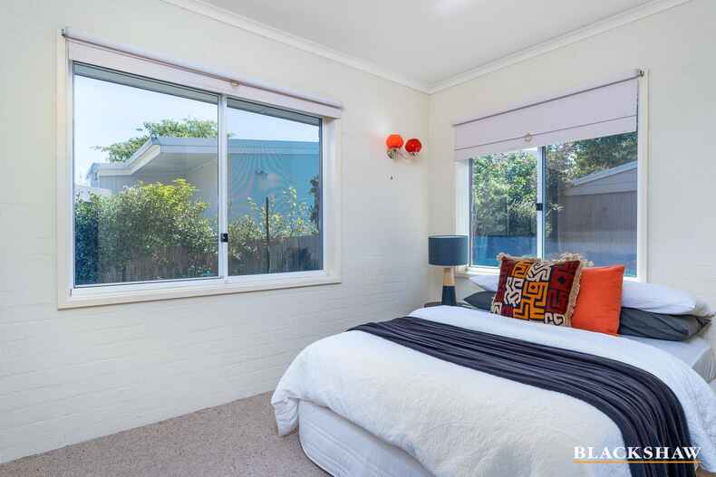 10 Bedford Street Deakin