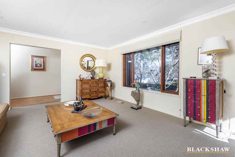 12 Clarke Street Yarralumla