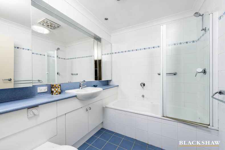 12 Clarke Street Yarralumla