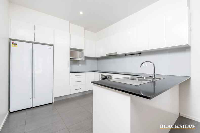 10 Crossman Street Amaroo 10 Crossman Street Amaroo