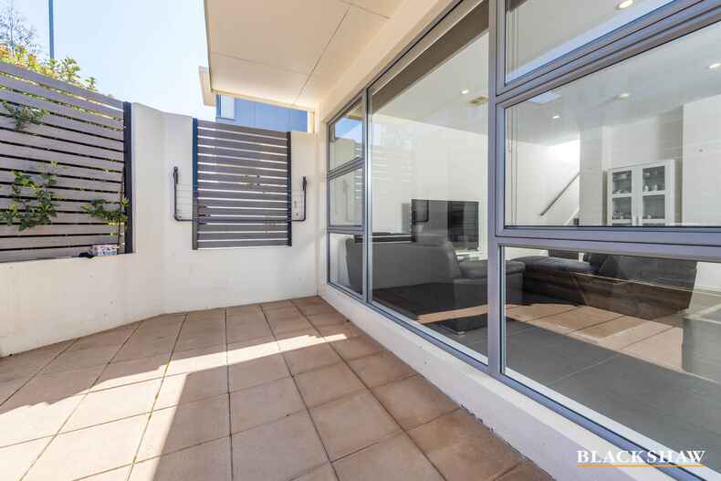10 Crossman Street Amaroo 10 Crossman Street Amaroo