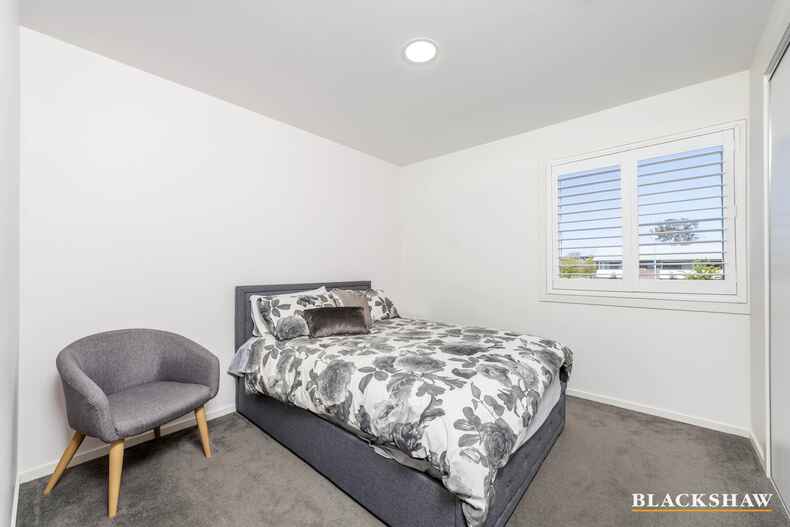 10 Crossman Street Amaroo 10 Crossman Street Amaroo