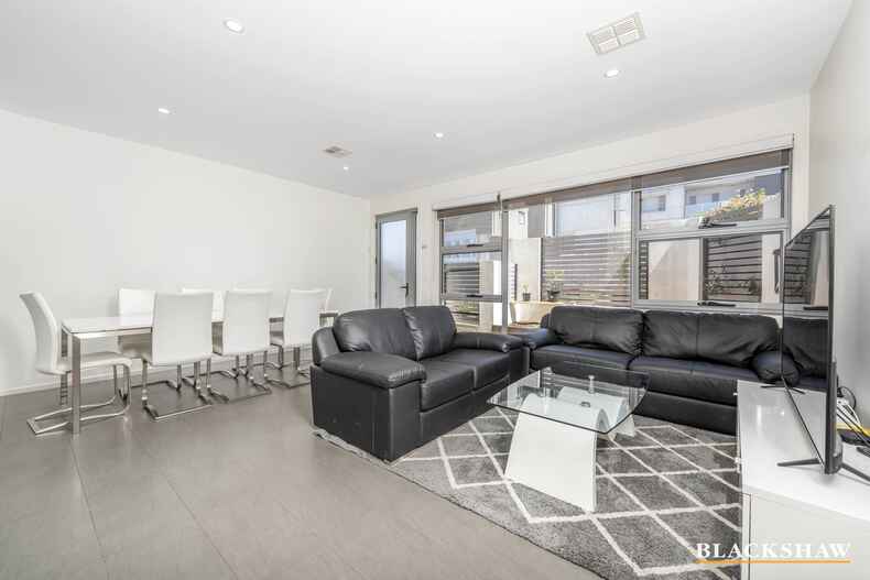 10 Crossman Street Amaroo 10 Crossman Street Amaroo