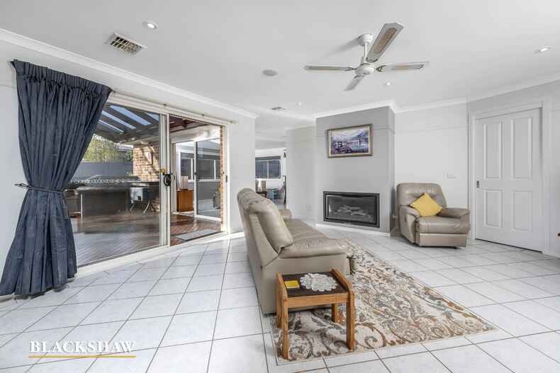 73 Morella Avenue Jerrabomberra