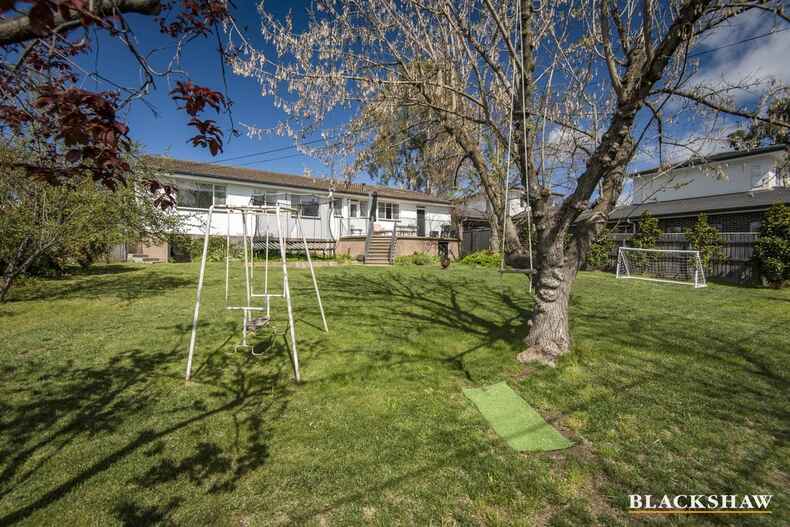 35 McLaren Crescent Pearce 35 McLaren Crescent Pearce