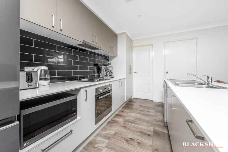 130 Bernard Heinze Avenue Moncrieff