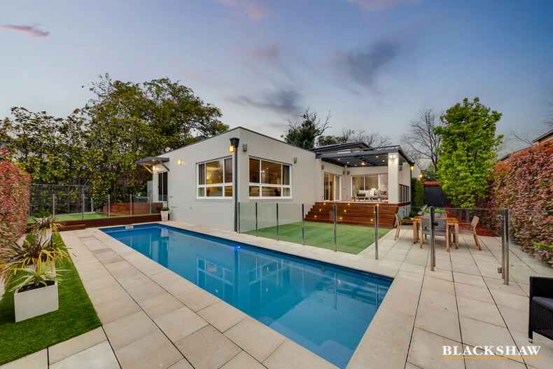 73 La Perouse Street Griffith