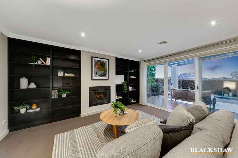 73 La Perouse Street Griffith