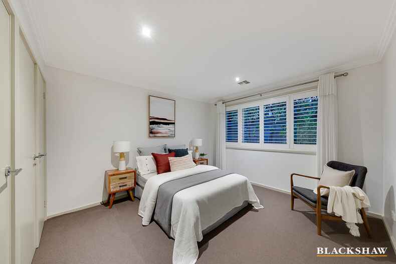 73 La Perouse Street Griffith