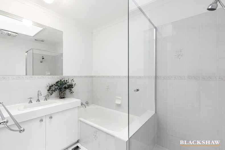 11 Stenhouse Close Evatt 11 Stenhouse Close Evatt