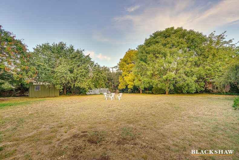 71 National Circuit Deakin