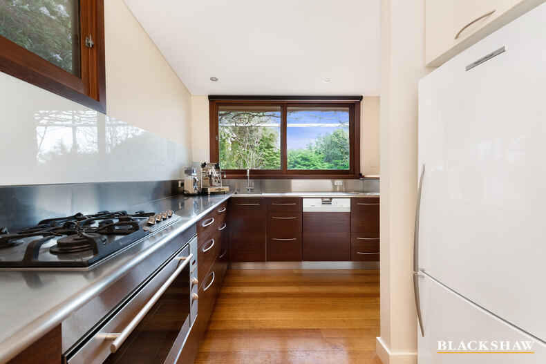 30 Carnegie Crescent Narrabundah