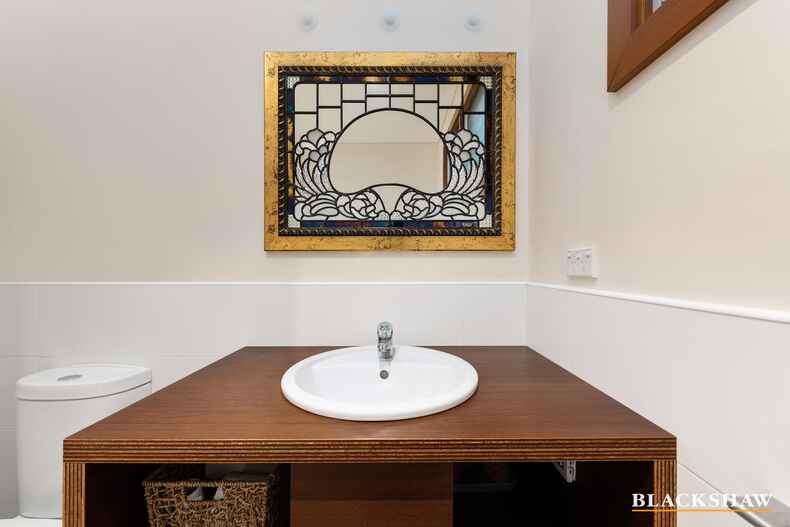 30 Carnegie Crescent Narrabundah 30 Carnegie Crescent Narrabundah