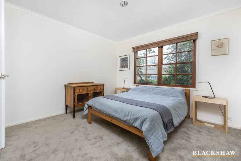 16 Hamelin Crescent Narrabundah