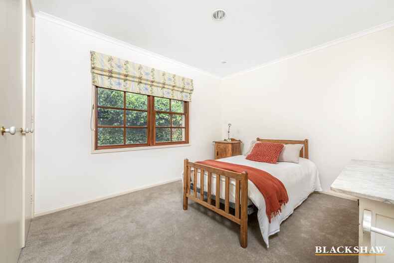 16 Hamelin Crescent Narrabundah