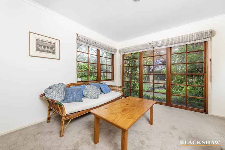 16 Hamelin Crescent Narrabundah