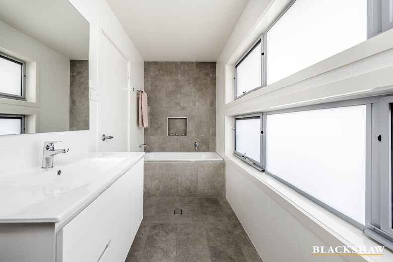 33A McLaren Crescent Pearce