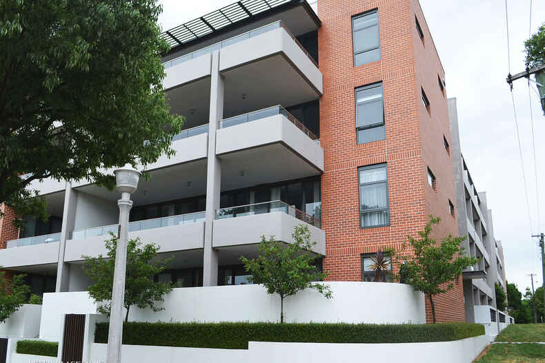 117/22 Eyre Street Kingston