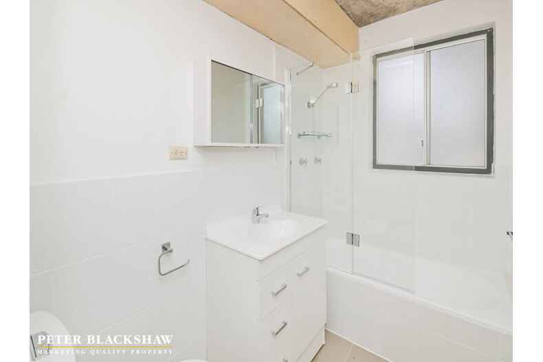4/3 Waddell Place Curtin 4/3 Waddell Place Curtin