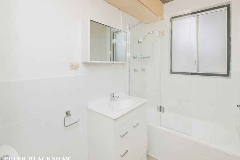 4/3 Waddell Place Curtin
