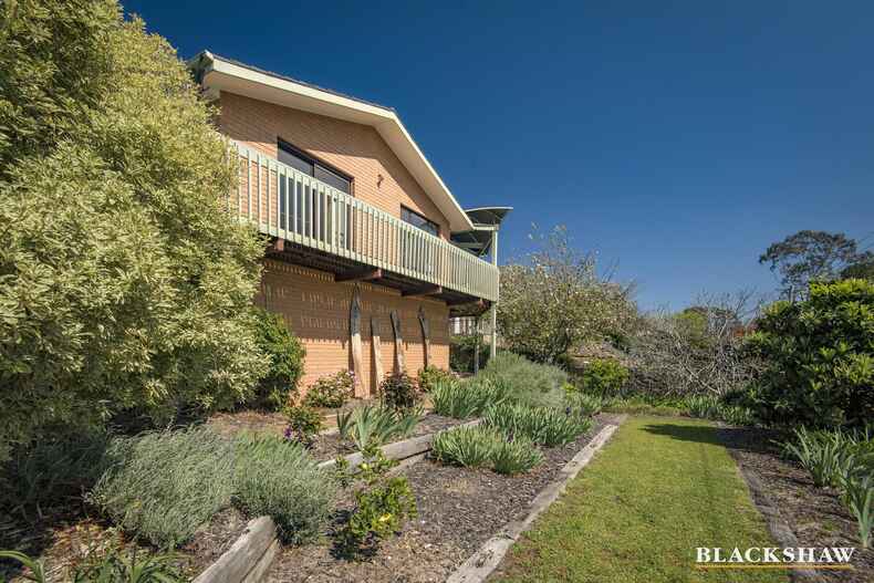 108 Learmonth Drive Kambah 108 Learmonth Drive Kambah
