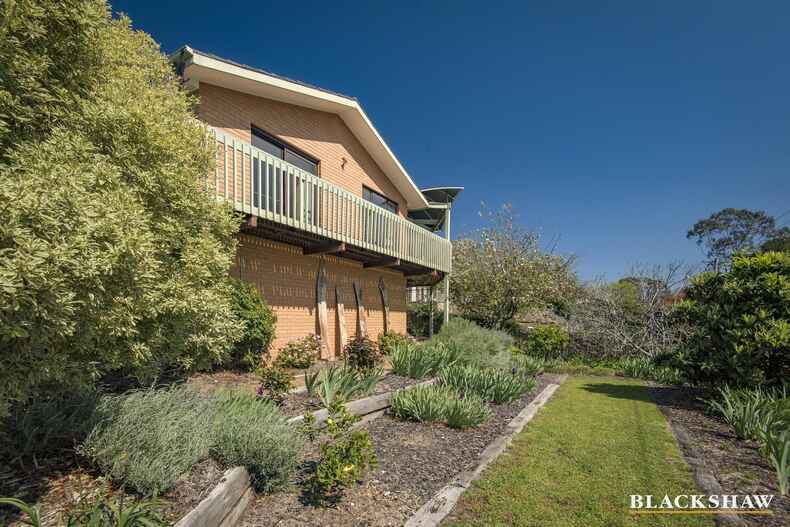 108 Learmonth Drive Kambah