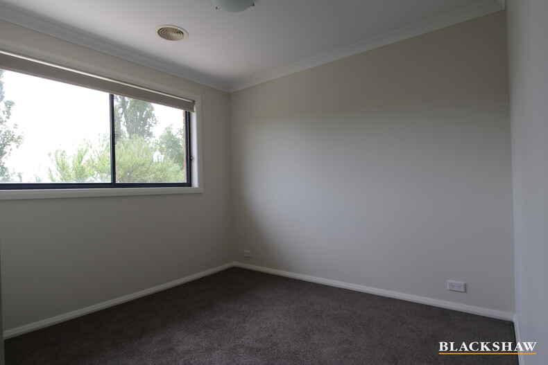 3/19 Donald Road Queanbeyan