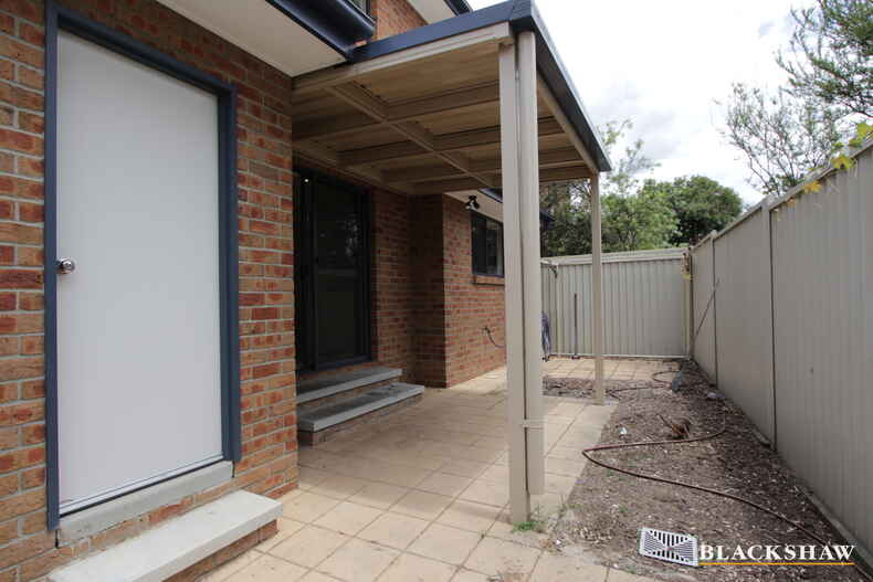 3/19 Donald Road Queanbeyan