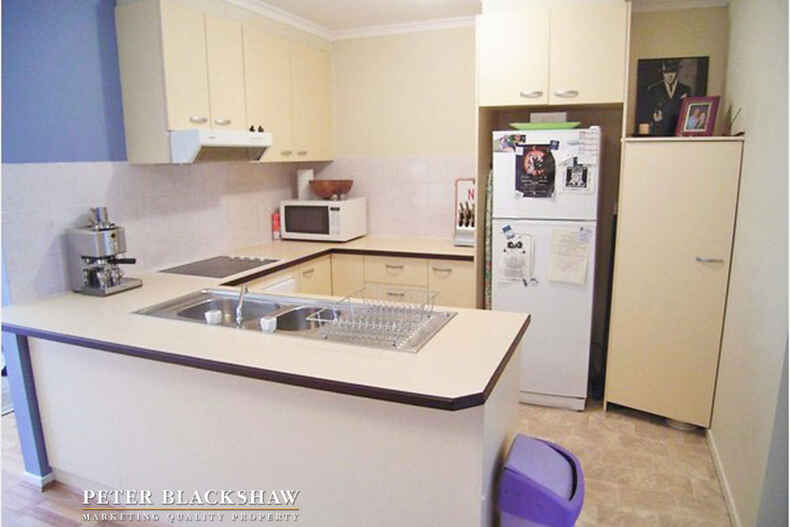10/10 Ovens Street Griffith