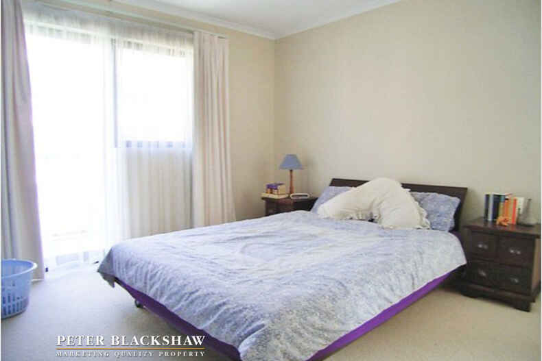 10/10 Ovens Street Griffith