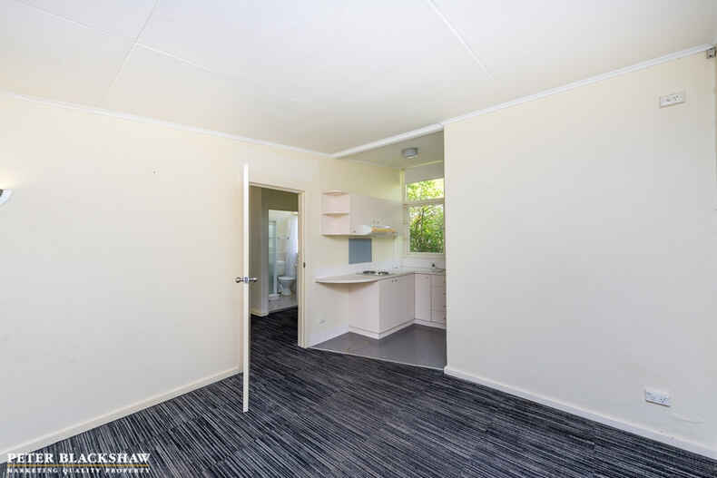 21/47 McMillan Crescent Griffith