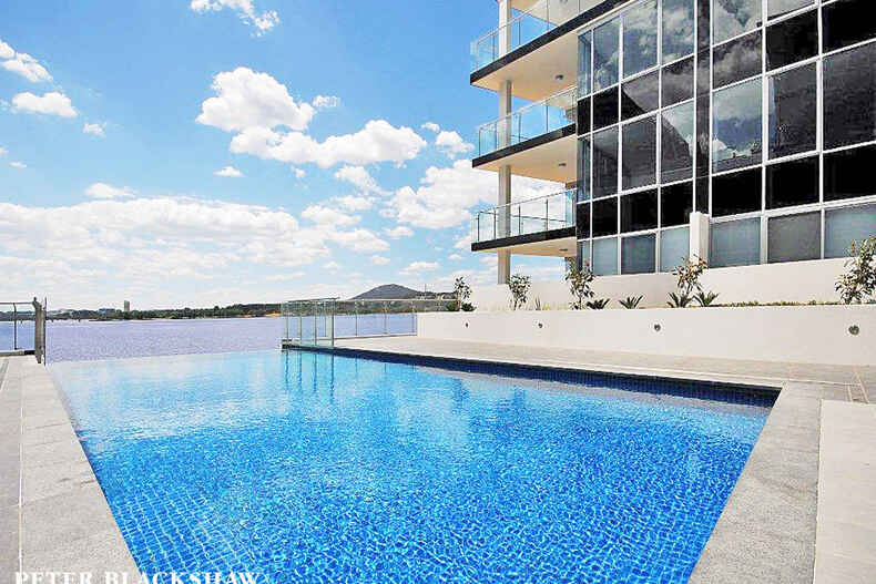 83/11 Trevillian Quay Kingston