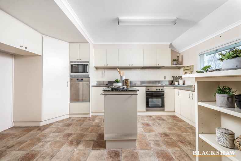 2/3 Allambee Street Reid