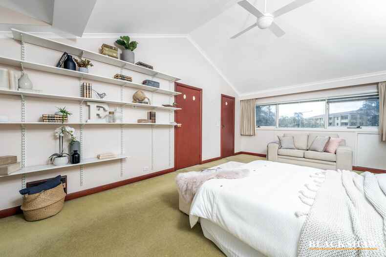 2/3 Allambee Street Reid