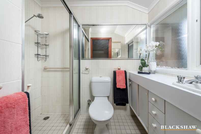 2/3 Allambee Street Reid