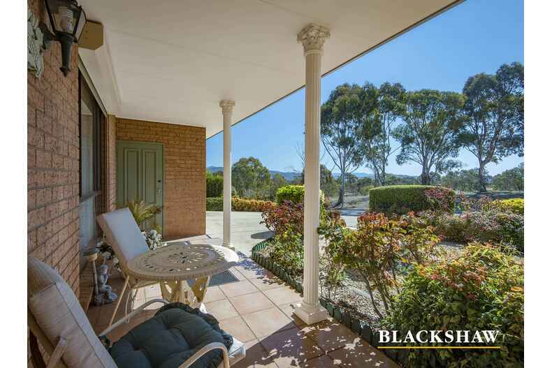 30 Johnstone Circuit Calwell